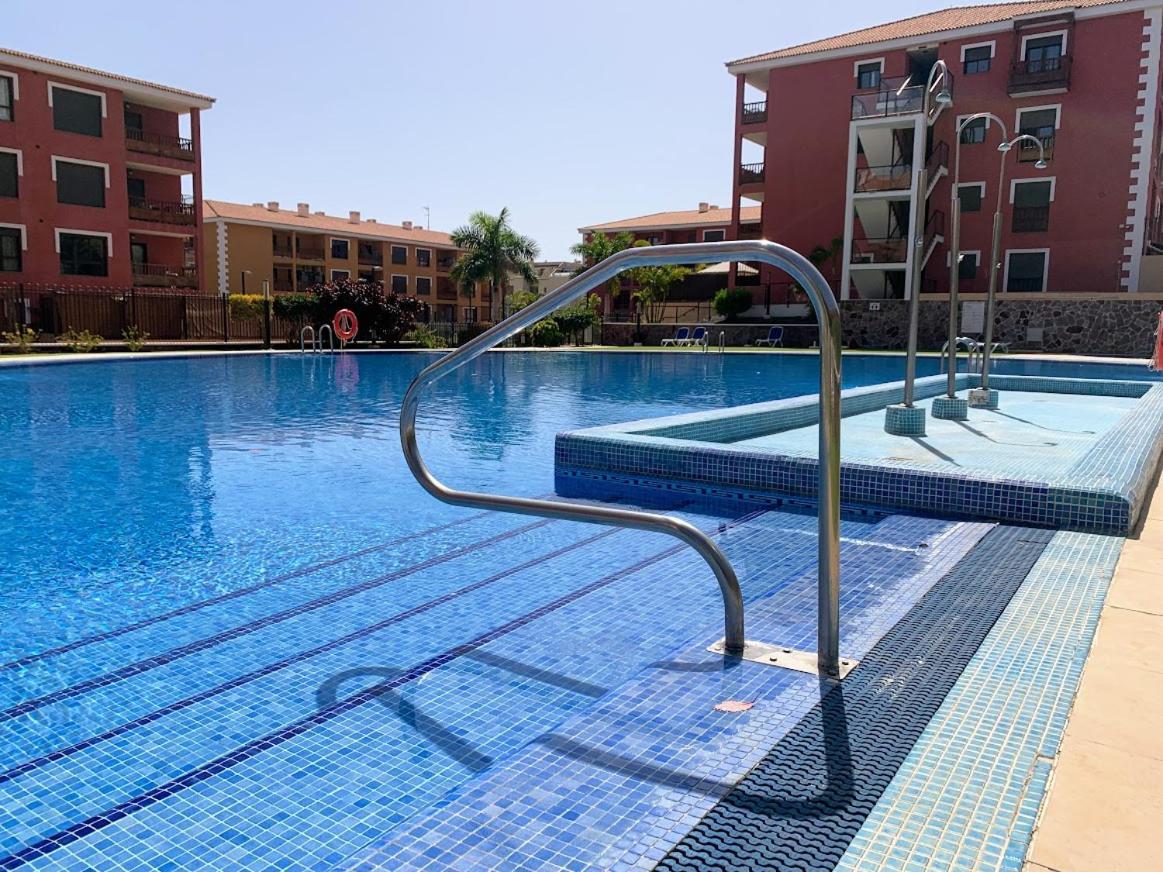 Luminoso Y Elegante, Piscinas Y Pistas De Padel Apartment Palm-mar Exterior photo