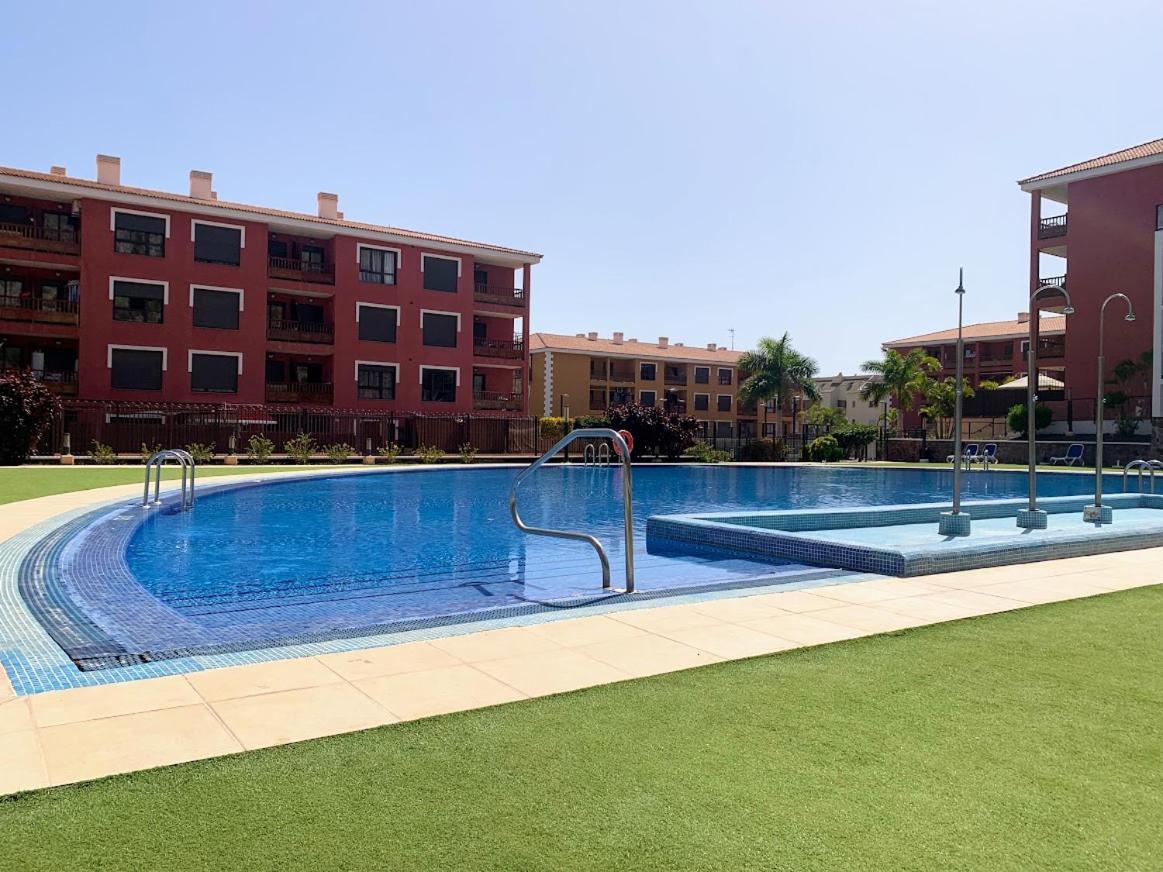 Luminoso Y Elegante, Piscinas Y Pistas De Padel Apartment Palm-mar Exterior photo